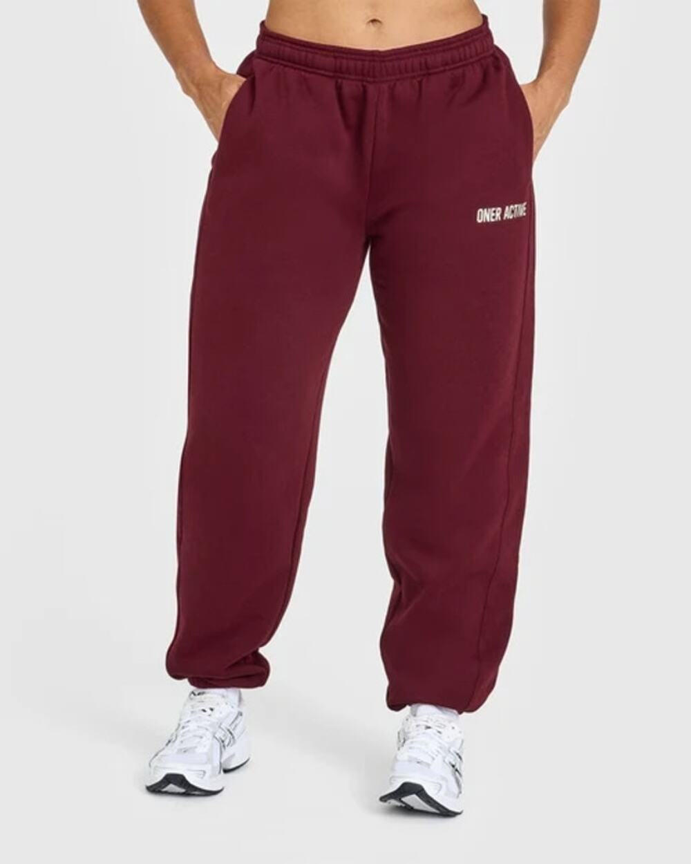 Oner Active Everyday Graphic Joggers Sweatpants Rosewood Burgundy Size Medium